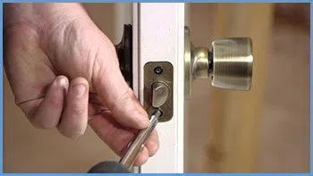 State Locksmith Services Riverside, CA 909-256-7113 - 6-lock-change